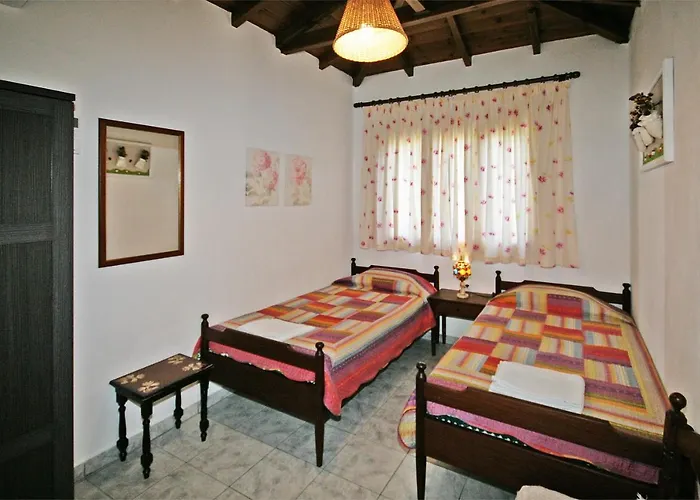Efi\'S Home
